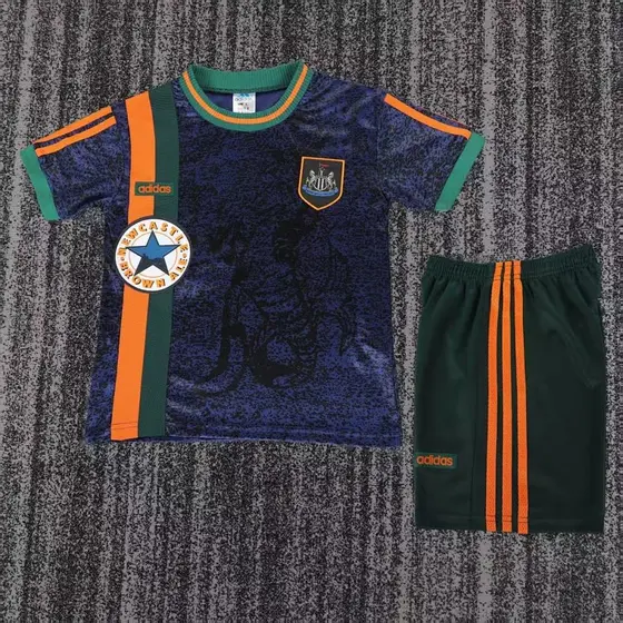 סט ילדים רטרו ניוקאסל חוץ 97/98
